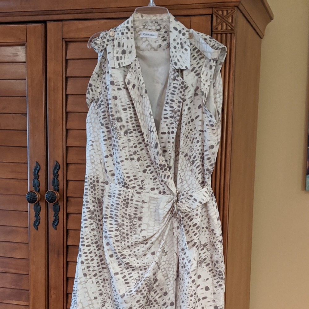 Wrap dress- Calvin Klein